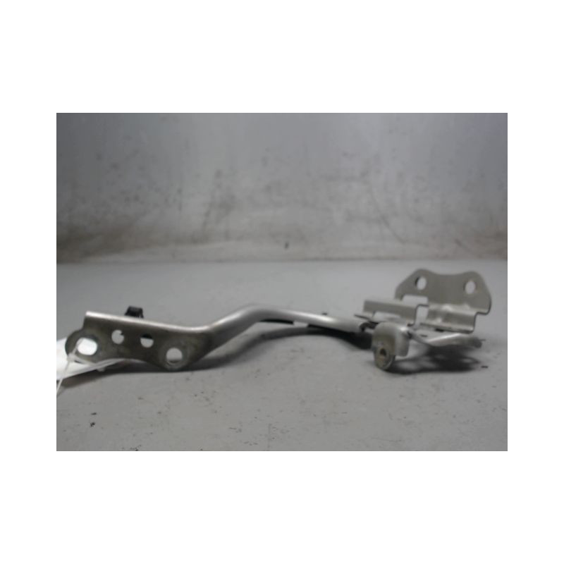 COMPAS DROIT CAPOT TOYOTA AURIS