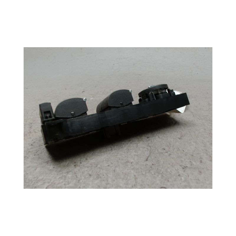 COMMANDE RETROVISSEUR EXTERIEUR ELECTRIQUE FORD FOCUS 2008-