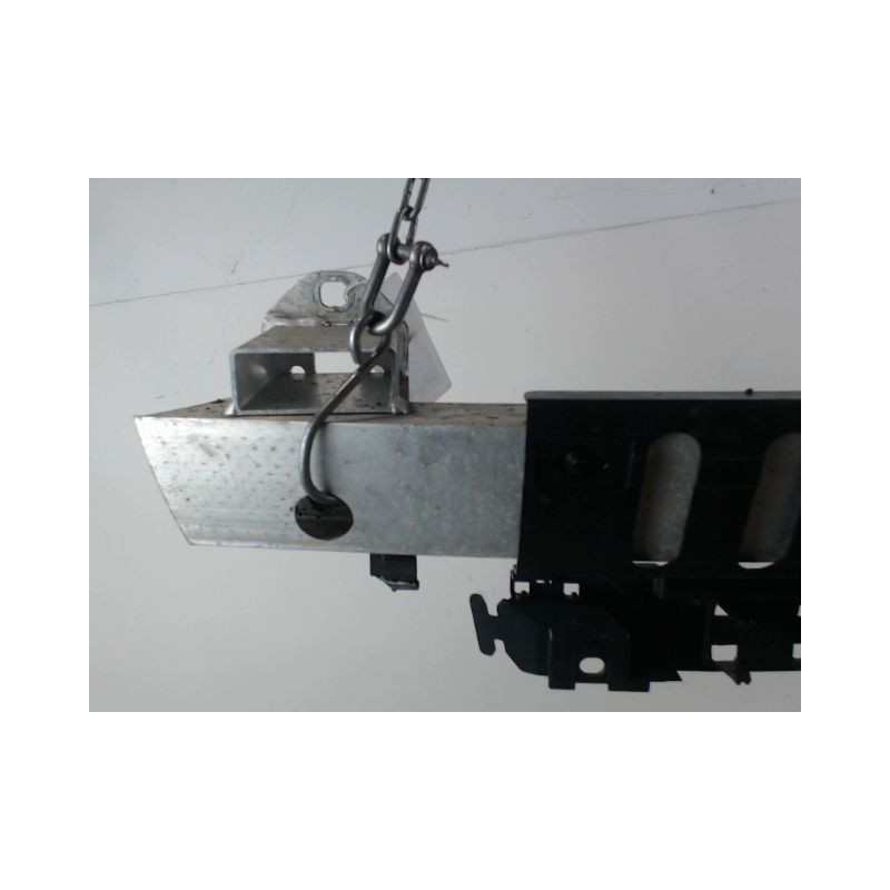 RENFORT PARE-CHOC ARRIERE  B.M.W. SERIE 5