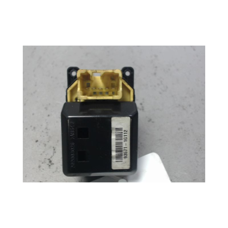 COMMANDE LEVE-GLACE PORTE AVG KIA RIO