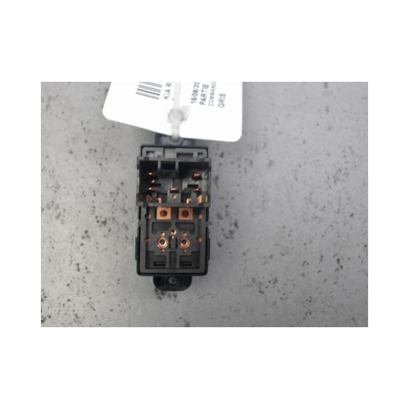 COMMANDE LEVE-GLACE PORTE AVD KIA RIO