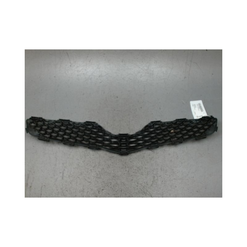 GRILLE CALANDRE TOYOTA YARIS II 2010-