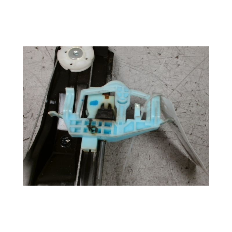 MECANISME+MOTEUR LEVE-GLACE AVANT GAUCHE FIAT DOBLO