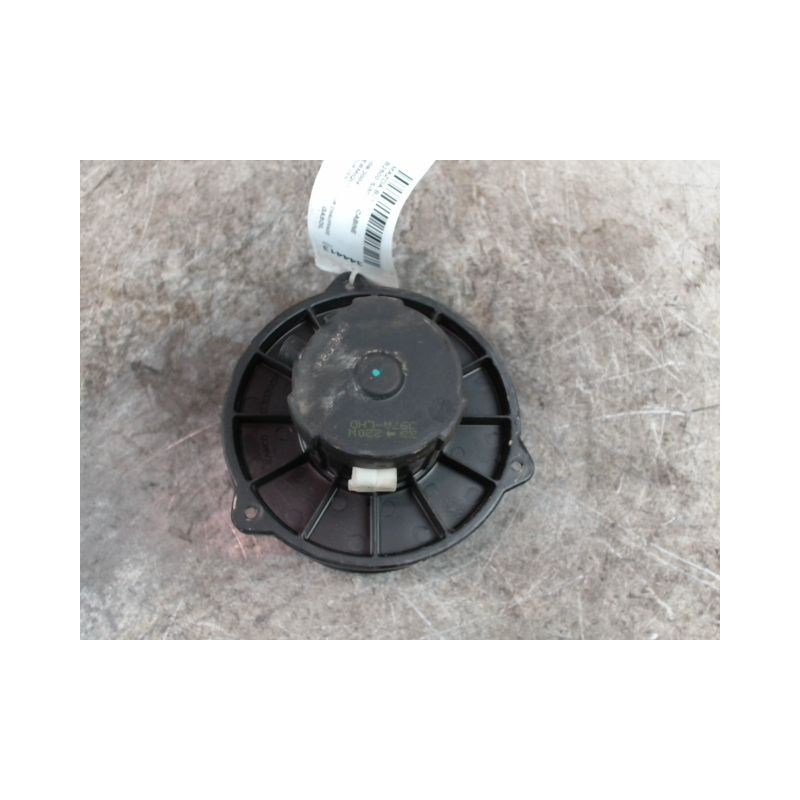 MOTEUR VENTILATEUR CHAUFFAGE MAZDA B2500 SIMPLE CABINE