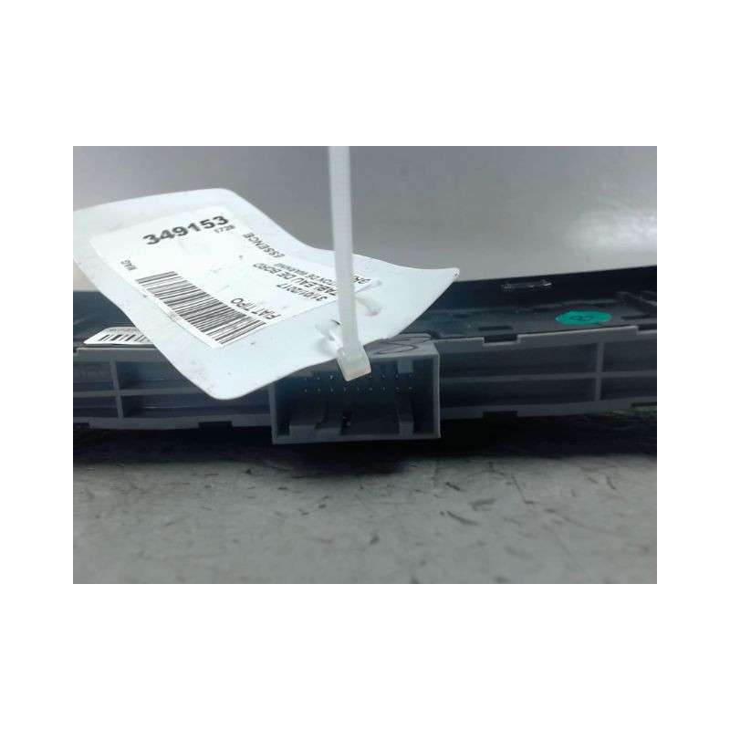 BOUTON DE WARNING FIAT TIPO
