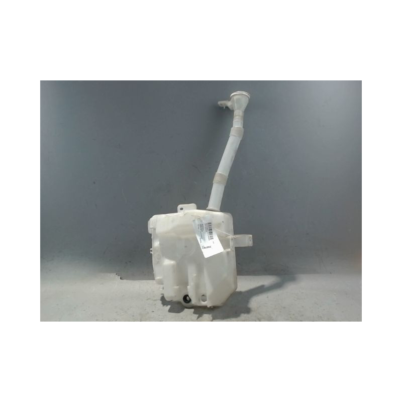 RESERVOIR LAVE-GLACE AVANT MITSUBISHI OUTLANDER