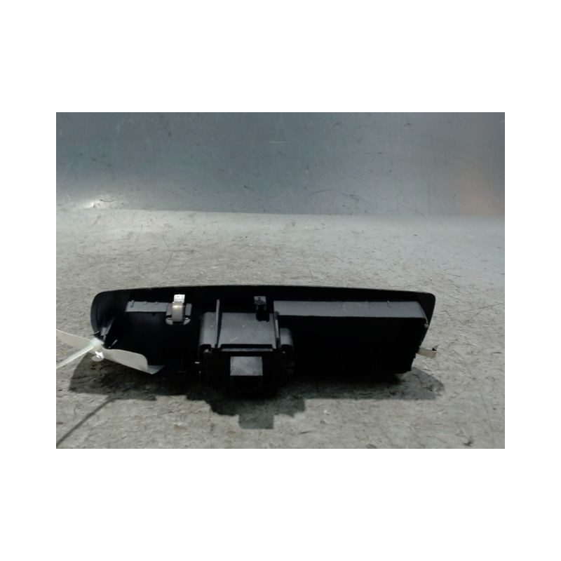 COMMANDE LEVE-GLACE PORTE AVD RENAULT MEGANE III 2008-