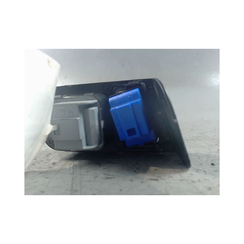 COMMANDE RETROVISSEUR EXTERIEUR ELECTRIQUE VOLKSWAGEN TOURAN 09-