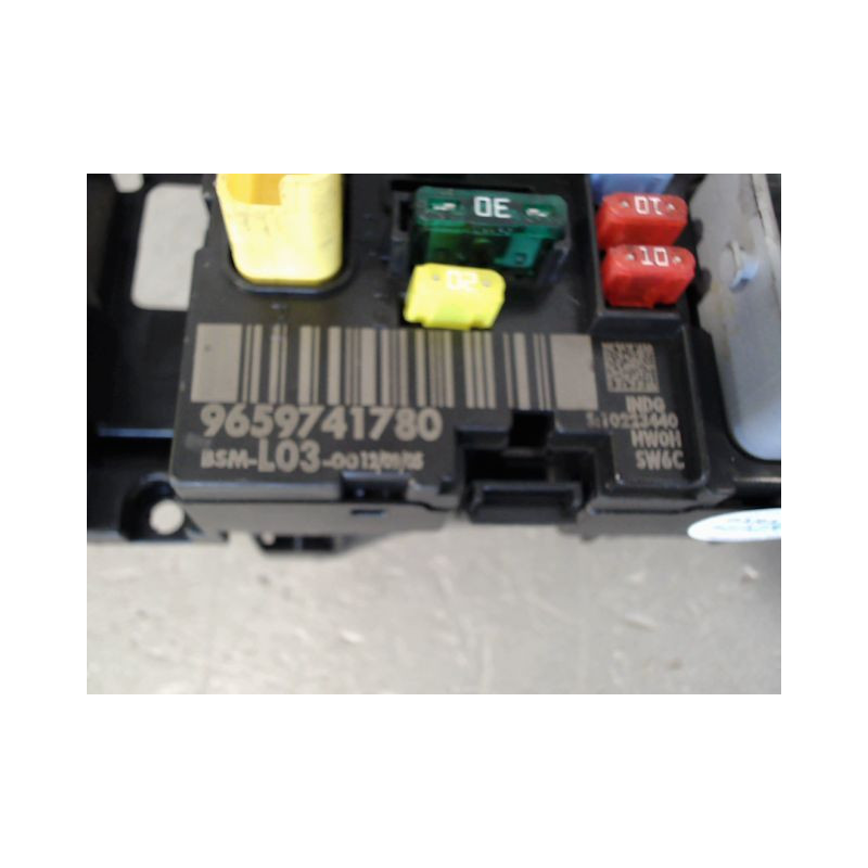 BOITE A FUSIBLES CITROEN C3 2005-