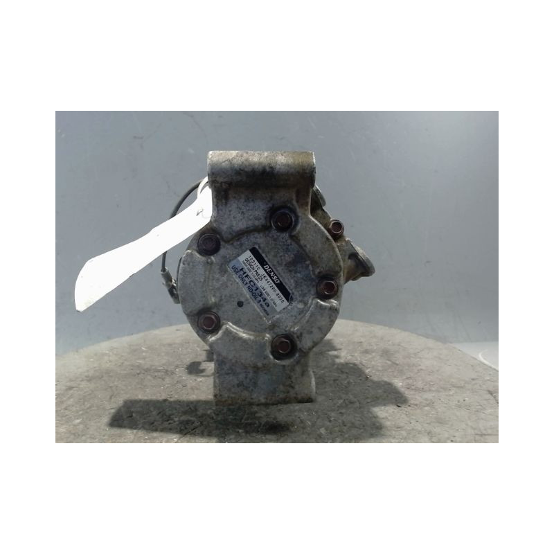 COMPRESSEUR AIR CONDITIONNE TOYOTA HILUX SIMPLE CABINE 2006-