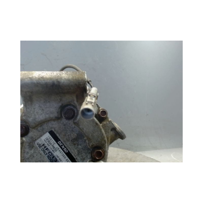 COMPRESSEUR AIR CONDITIONNE TOYOTA HILUX SIMPLE CABINE 2006-