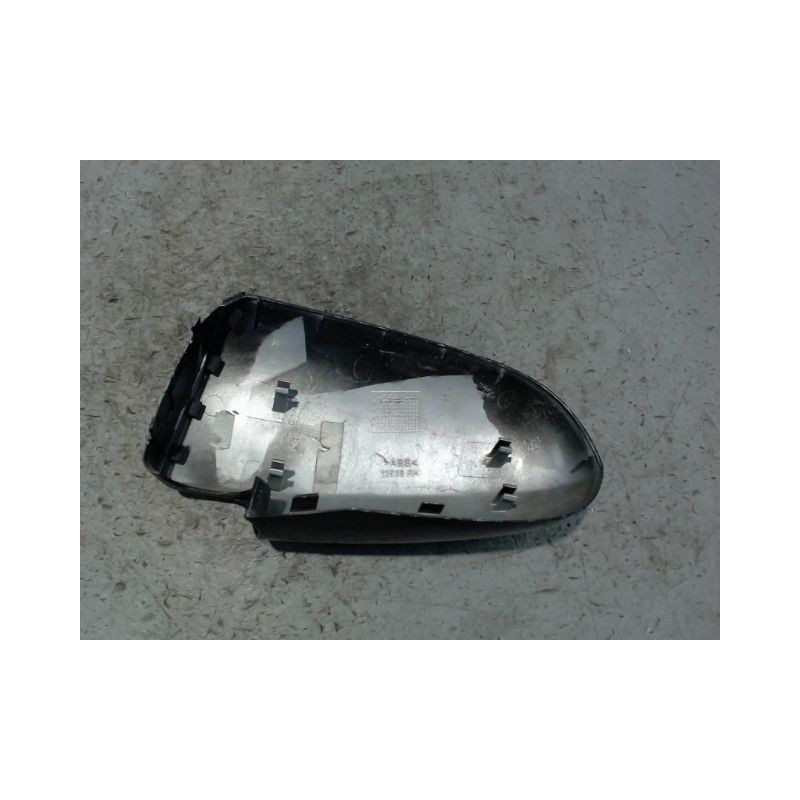 CARENAGE RETROVISEUR EXTERIEUR DROIT OPEL ZAFIRA