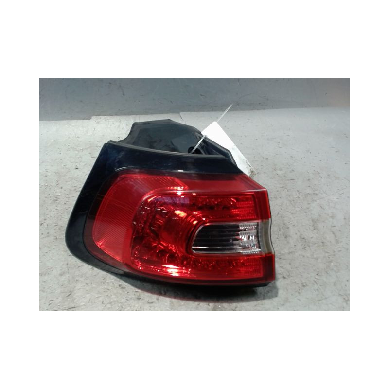 FEU ARRIERE GAUCHE  JEEP CHEROKEE 2004-