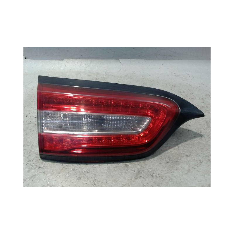 FEU ARRIERE INTERIEUR GAUCHE JEEP CHEROKEE 2004-
