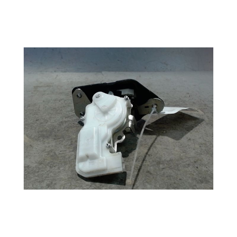 SERRURE HAYON  JEEP CHEROKEE 2004-