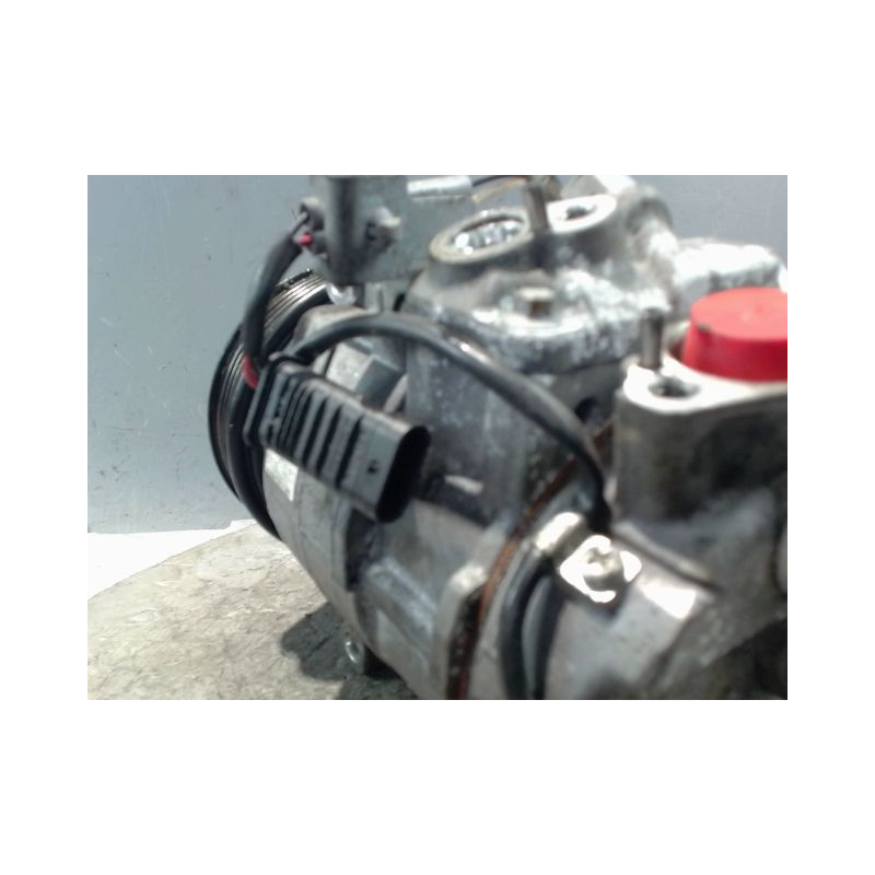 COMPRESSEUR AIR CONDITIONNE MERCEDES CLASSE B 2008-