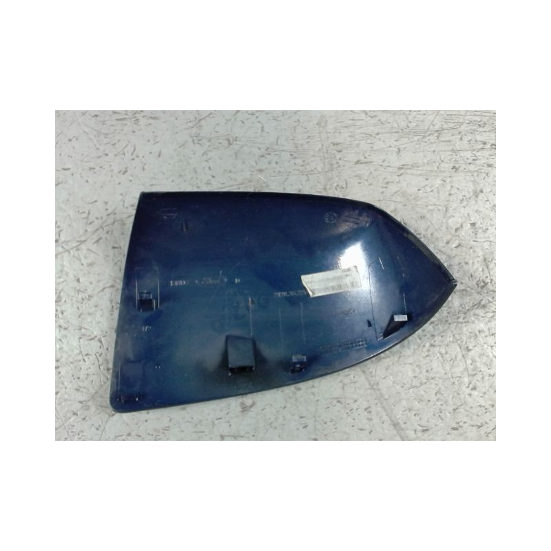 CARENAGE RETROVISEUR EXTERIEUR DROIT FORD MONDEO 2000-2007