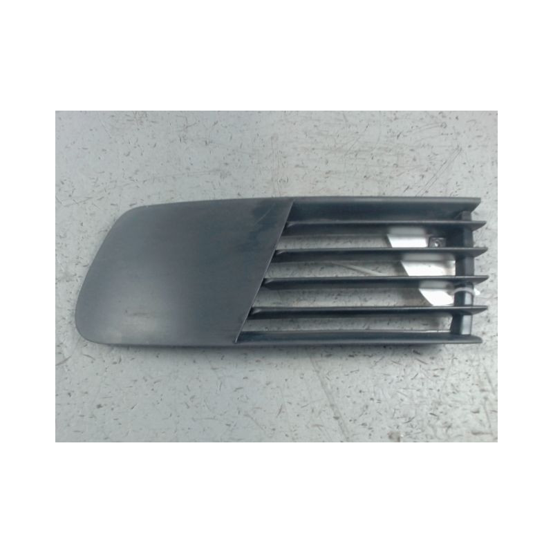 GRILLE VENTILATION PARE-CHOC AVG SEAT IBIZA 2002-2006