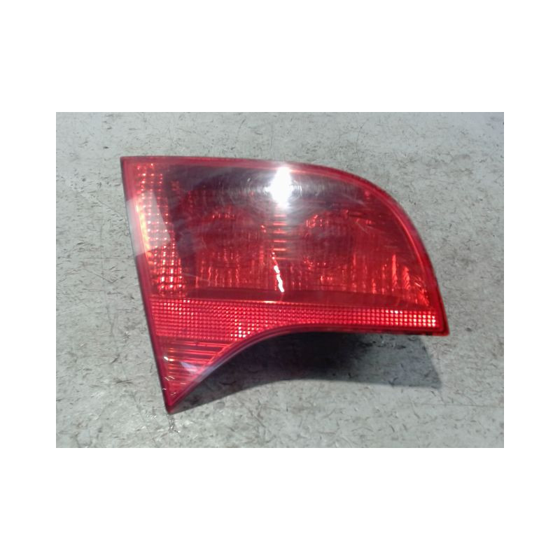 FEU ARRIERE INTERIEUR GAUCHE AUDI A4 AVANT 04-08