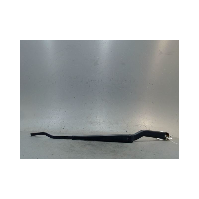 BRAS ESSUIE-GLACE AVANT DROIT FORD PUMA
