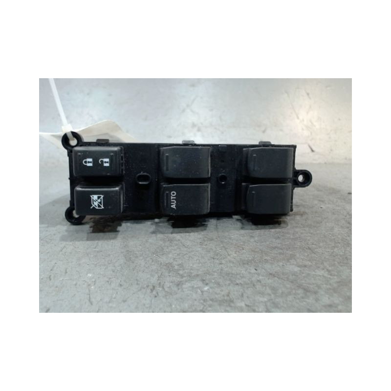 COMMANDE LEVE-GLACE PORTE AVG SUZUKI CELERIO
