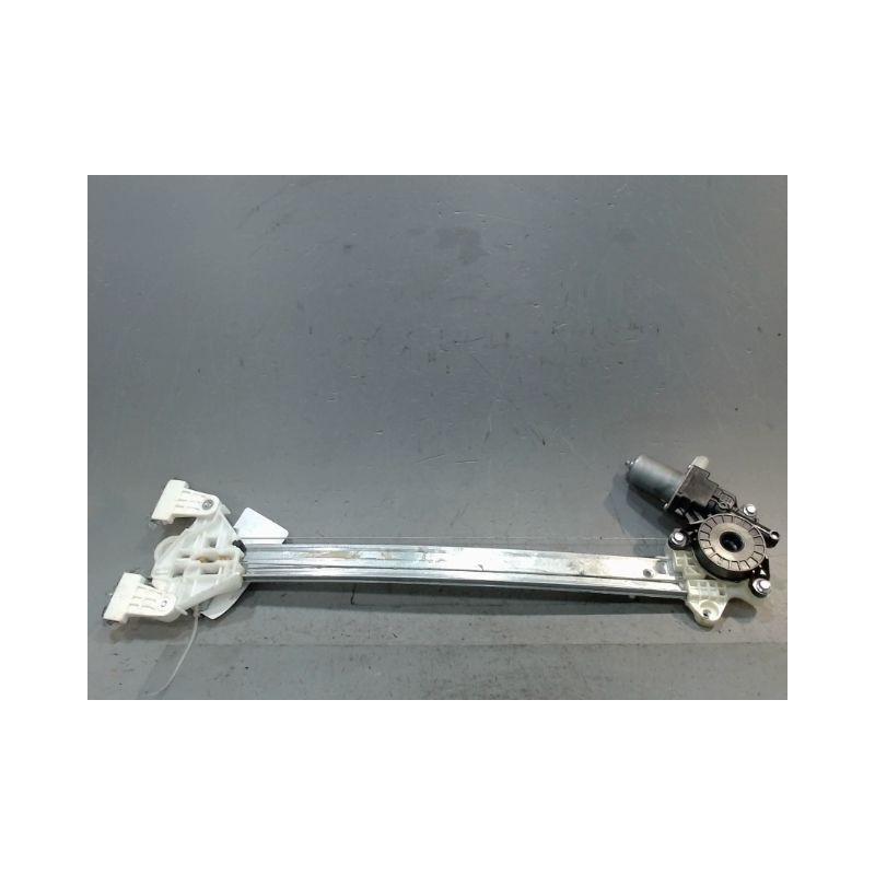 MECANISME+MOTEUR LEVE-GLACE AVANT DROIT SUZUKI CELERIO