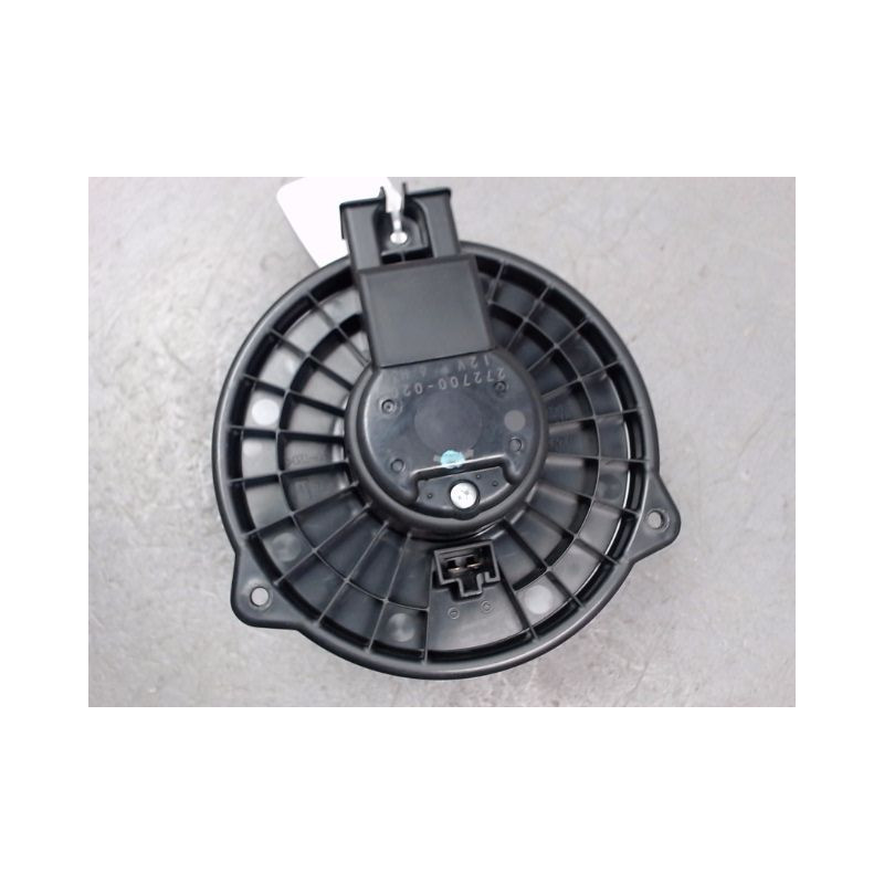 MOTEUR VENTILATEUR CHAUFFAGE DAIHATSU TREVIS