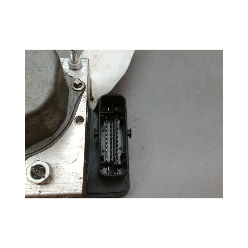 UNITE HYDRAULIQUE ABS MITSUBISHI SPACESTAR