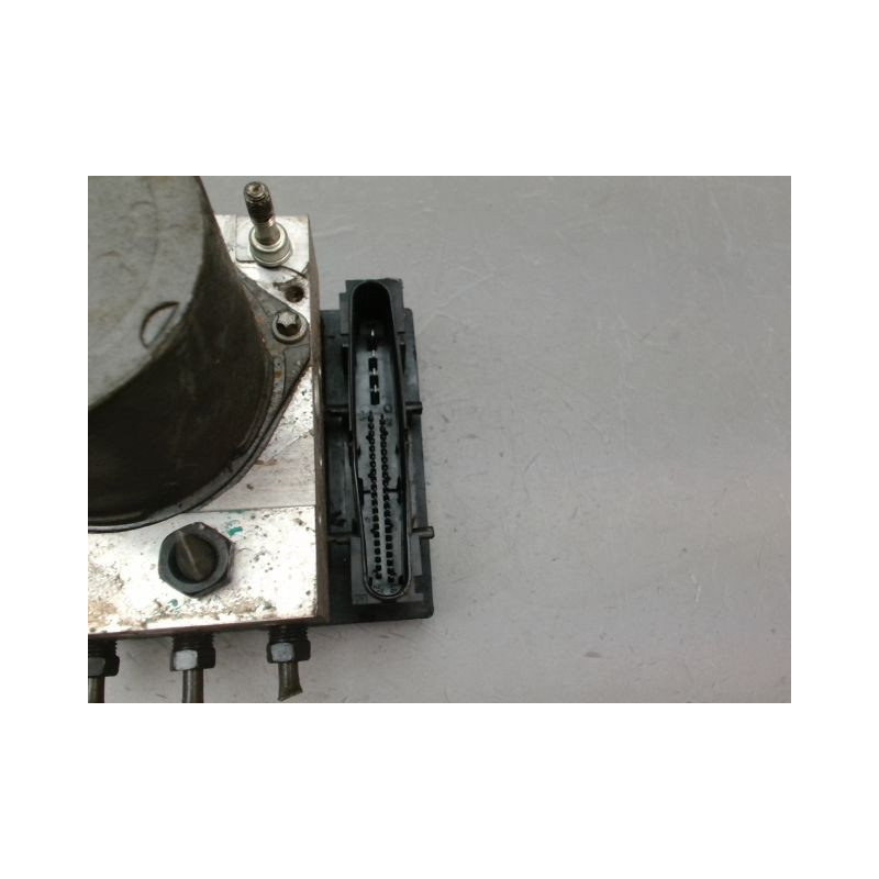 UNITE HYDRAULIQUE ABS KIA CARNIVAL/SEDONA MONOSP. II 2006-2010