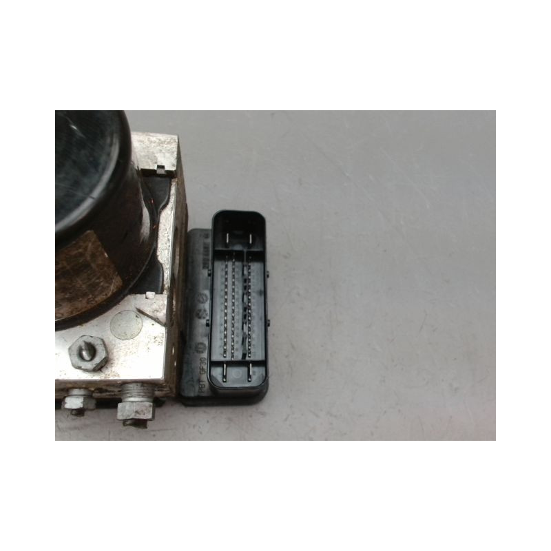 UNITE HYDRAULIQUE ABS MERCEDES CLASSE C BERL. III Phase 1 (204) 2007-2010