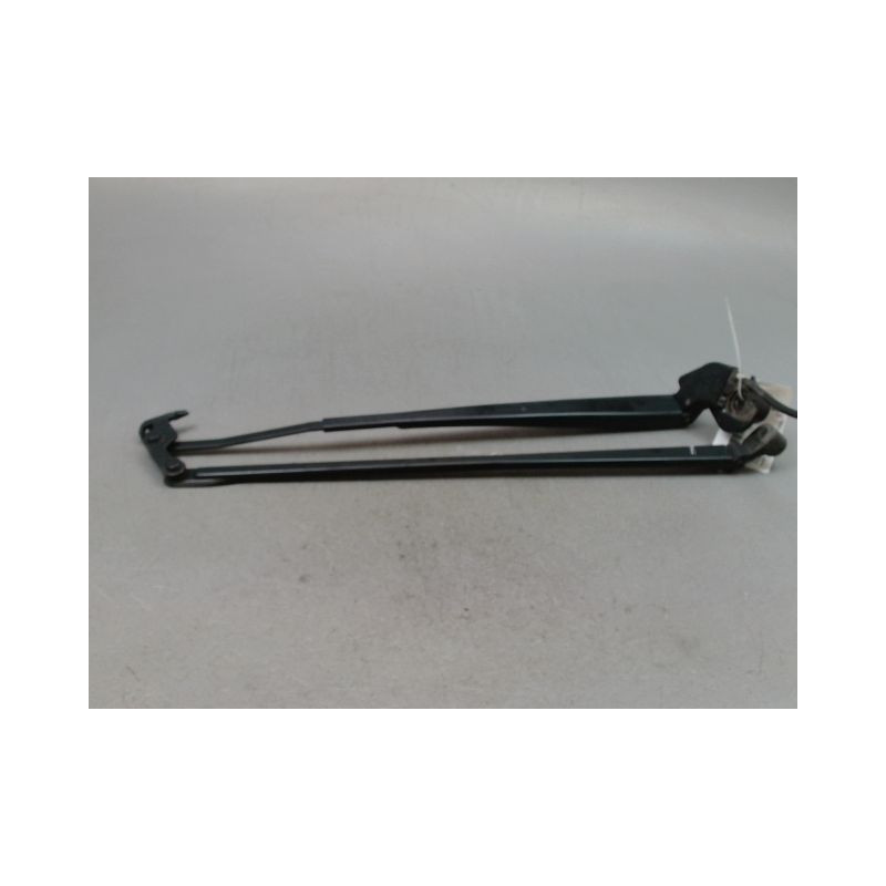 BRAS ESSUIE-GLACE AVANT TOYOTA YARIS II 2010-