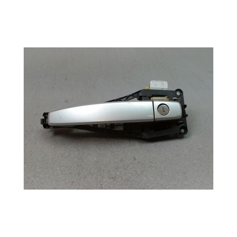 POIGNEE EXTERIEURE PORTE AVANT GAUCHE OPEL CORSA IV Phase 1 (D) 2006-2010