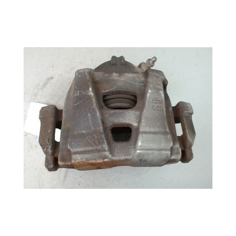 ETRIER DE FREIN AVANT GAUCHE AUDI Q3