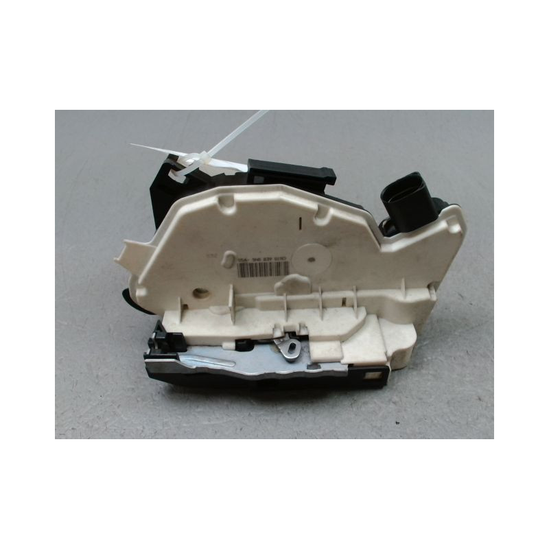 SYSTEME CONDAMNATION ARRIERE GAUCHE SKODA FABIA 2007-