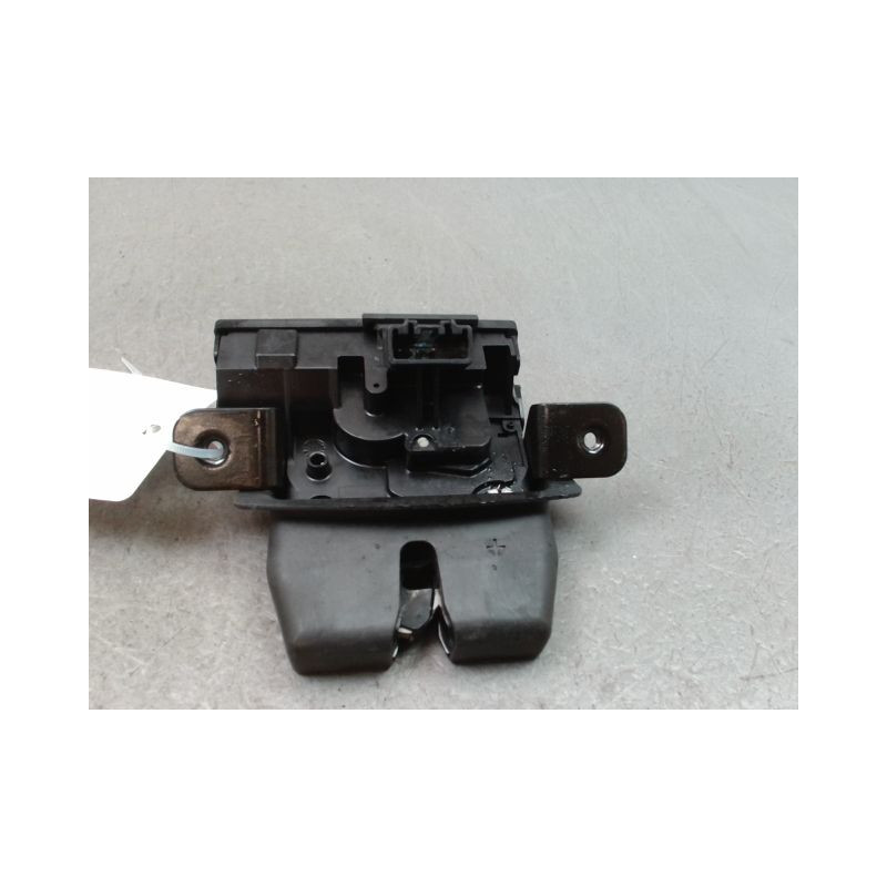 SERRURE HAYON  FORD FIESTA VI Phase 1 2008-2012