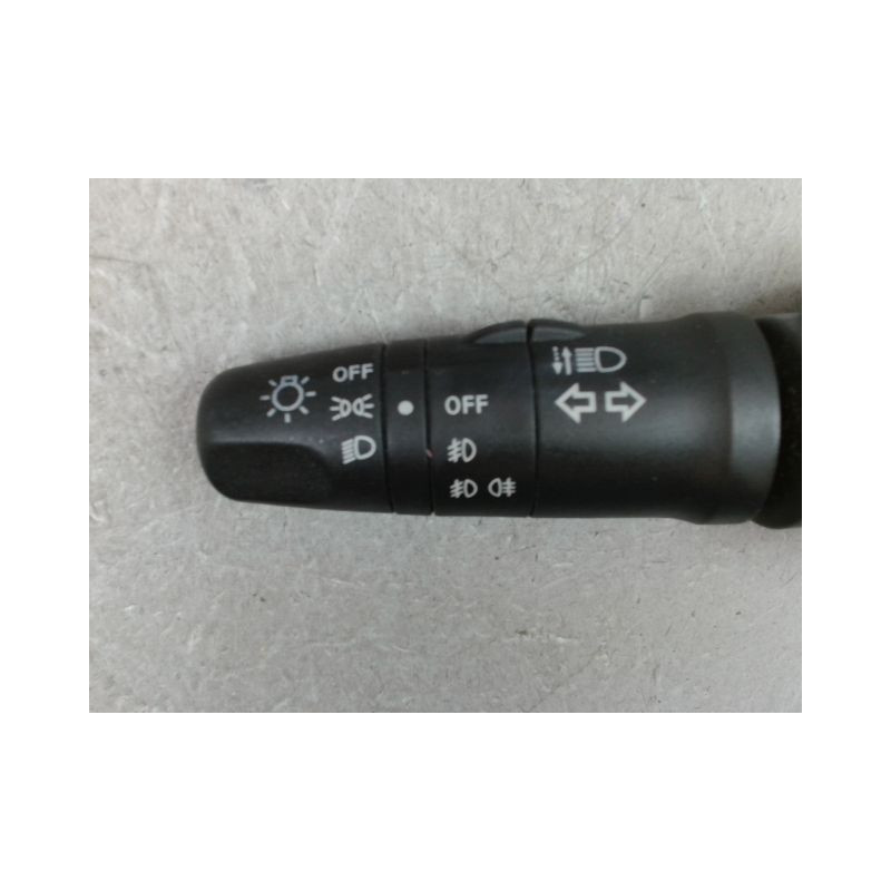 COMMANDE ECLAIRAGE NISSAN MICRA III Phase 3 2007-2010