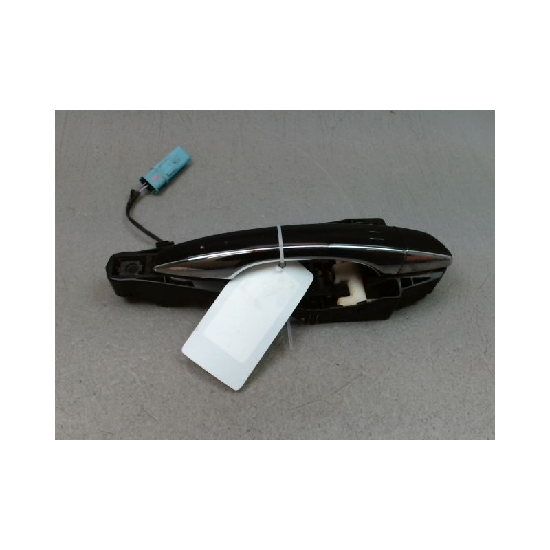 POIGNEE EXTERIEURE PORTE AVANT DROIT PEUGEOT 308 2011-