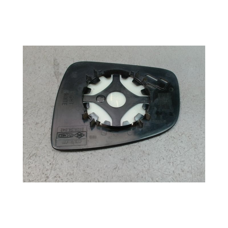 GLACE RETROVISEUR EXT D DACIA SANDERO I 2008-2012