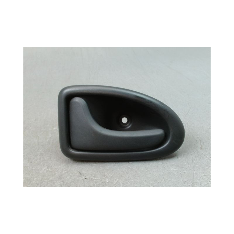 POIGNEE INTERIEURE PORTE AVANT GAUCHE RENAULT CLIO CAMPUS II Phase 1 2006-2009
