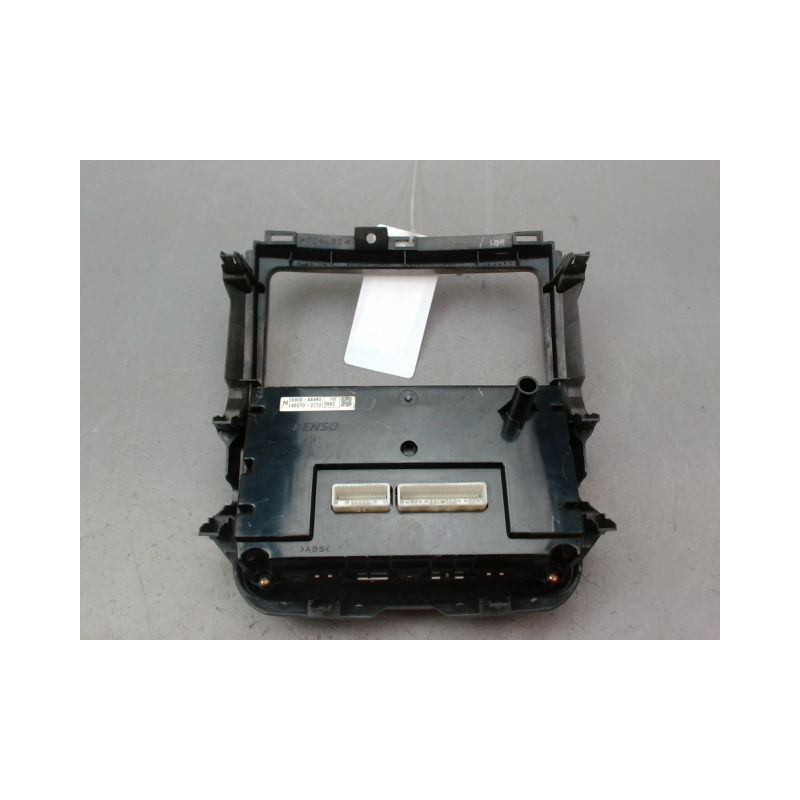 COMMANDE DE CHAUFFAGE TOYOTA AVENSIS VERSO 01-03