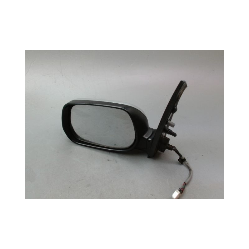 RETROVISEUR EXTERIEUR ELECTRIQUE GAUCHE TOYOTA AVENSIS VERSO 01-03