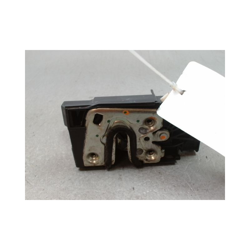 SYSTEME CONDAMNATION AVANT DROIT DACIA DUSTER 2010-