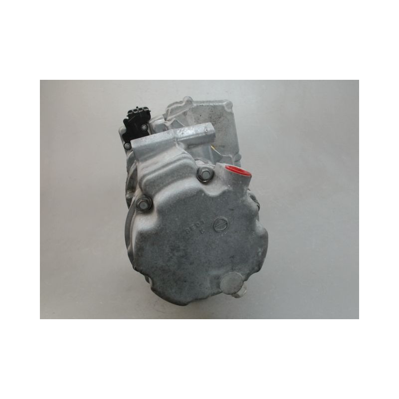 COMPRESSEUR AIR CONDITIONNE RENAULT CLIO