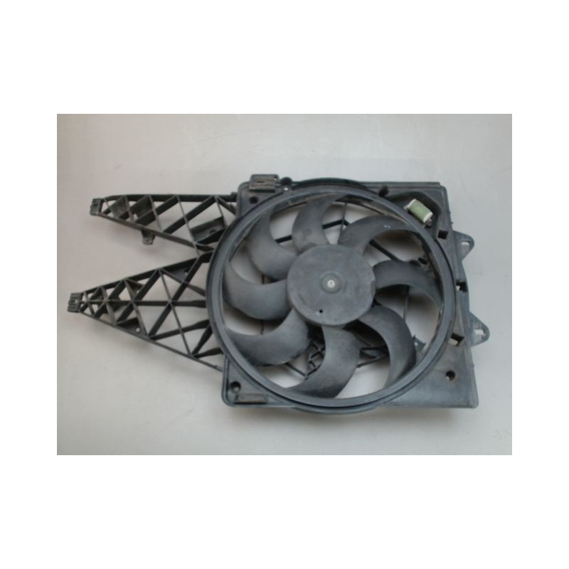MOTEUR VENTILATEUR RADIATEUR OPEL COMBO