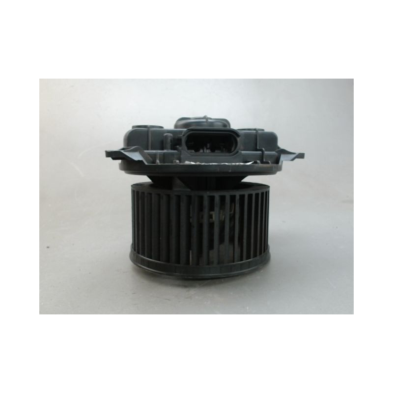 MOTEUR VENTILATEUR CHAUFFAGE RENAULT TRAFIC