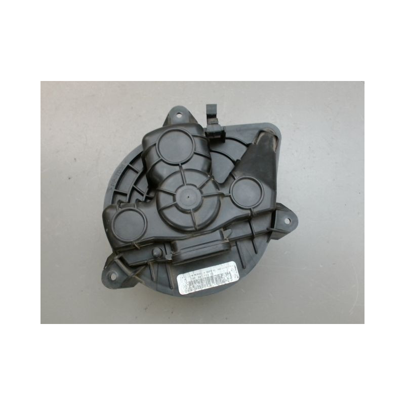 MOTEUR VENTILATEUR CHAUFFAGE RENAULT TRAFIC