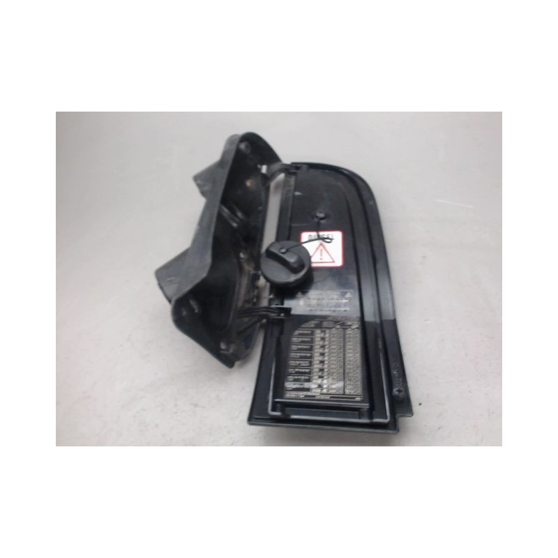 VOLET DE TRAPPE CARBURANT MERCEDES VITO