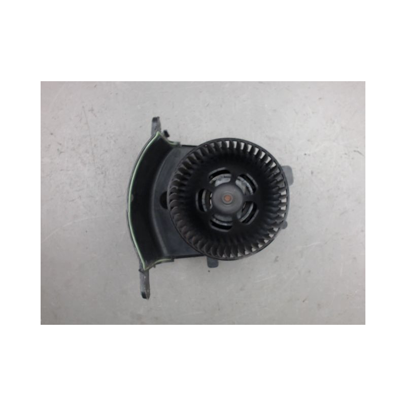 MOTEUR VENTILATEUR CHAUFFAGE RENAULT MEGANE