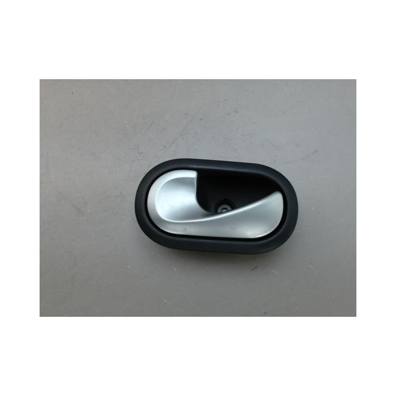 POIGNEE INTERIEURE PORTE AVANT GAUCHE RENAULT MODUS
