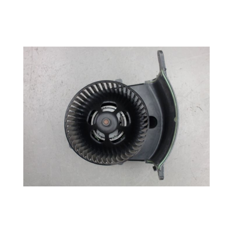 MOTEUR VENTILATEUR CHAUFFAGE RENAULT MEGANE
